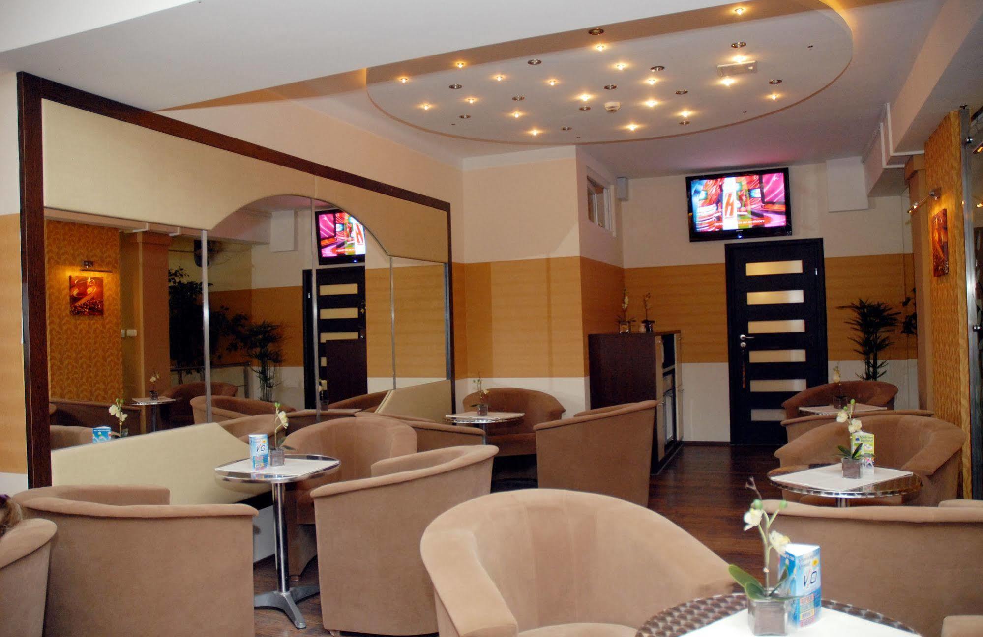 Sport Hotel Ντέμπρετσεν Εξωτερικό φωτογραφία